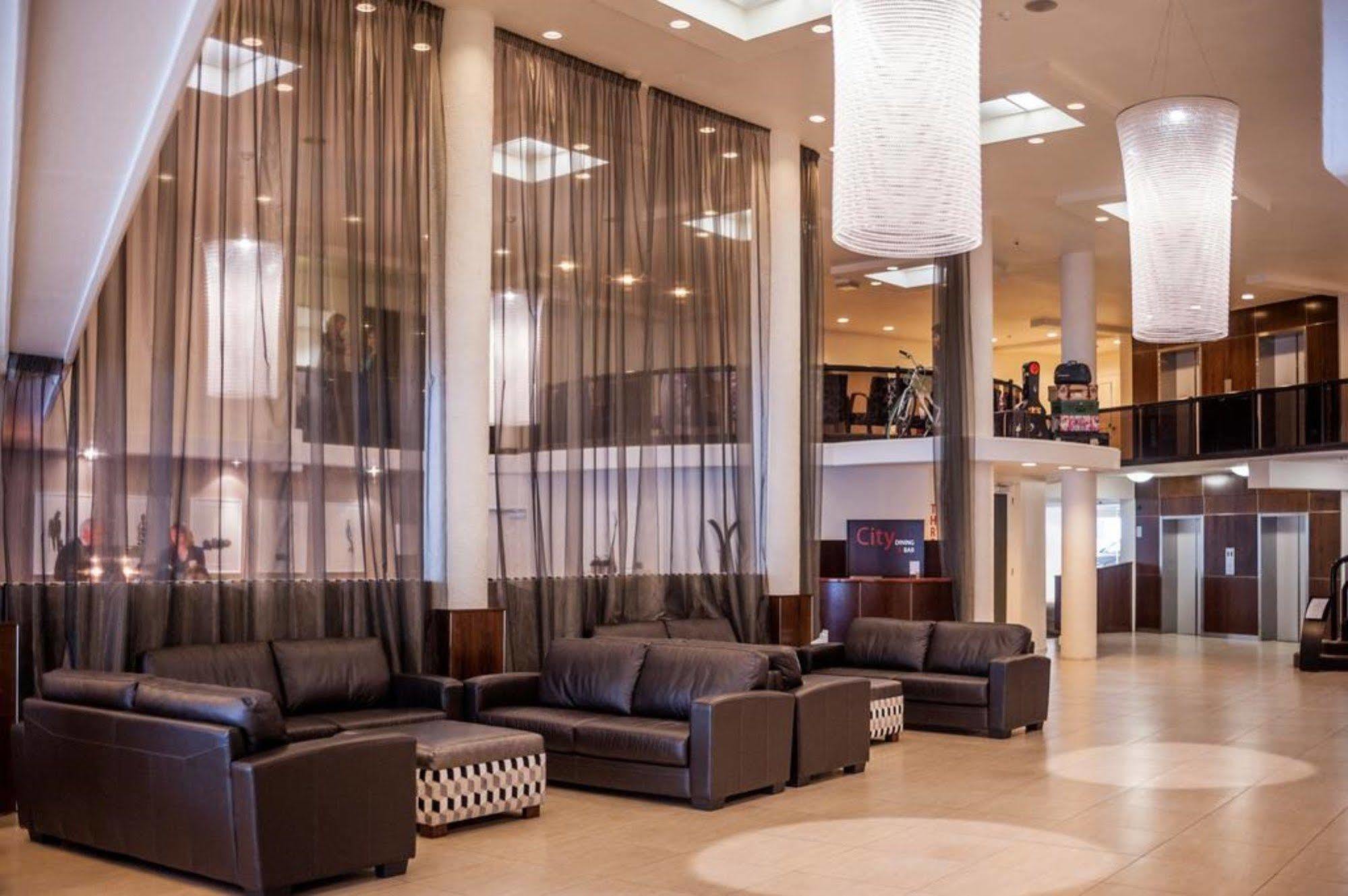 West Plaza Hotel Wellington Extérieur photo
