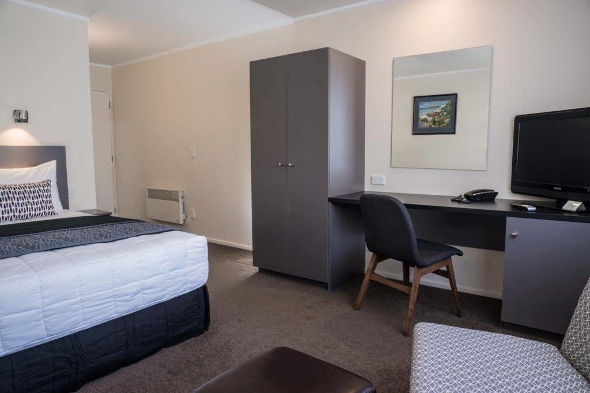 West Plaza Hotel Wellington Extérieur photo