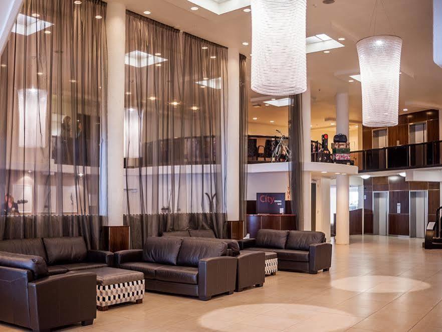 West Plaza Hotel Wellington Extérieur photo