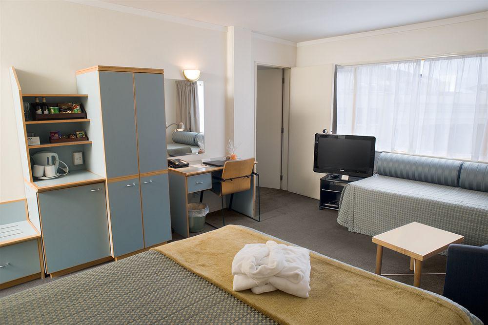West Plaza Hotel Wellington Extérieur photo